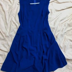 Size M fit & flare blue dress